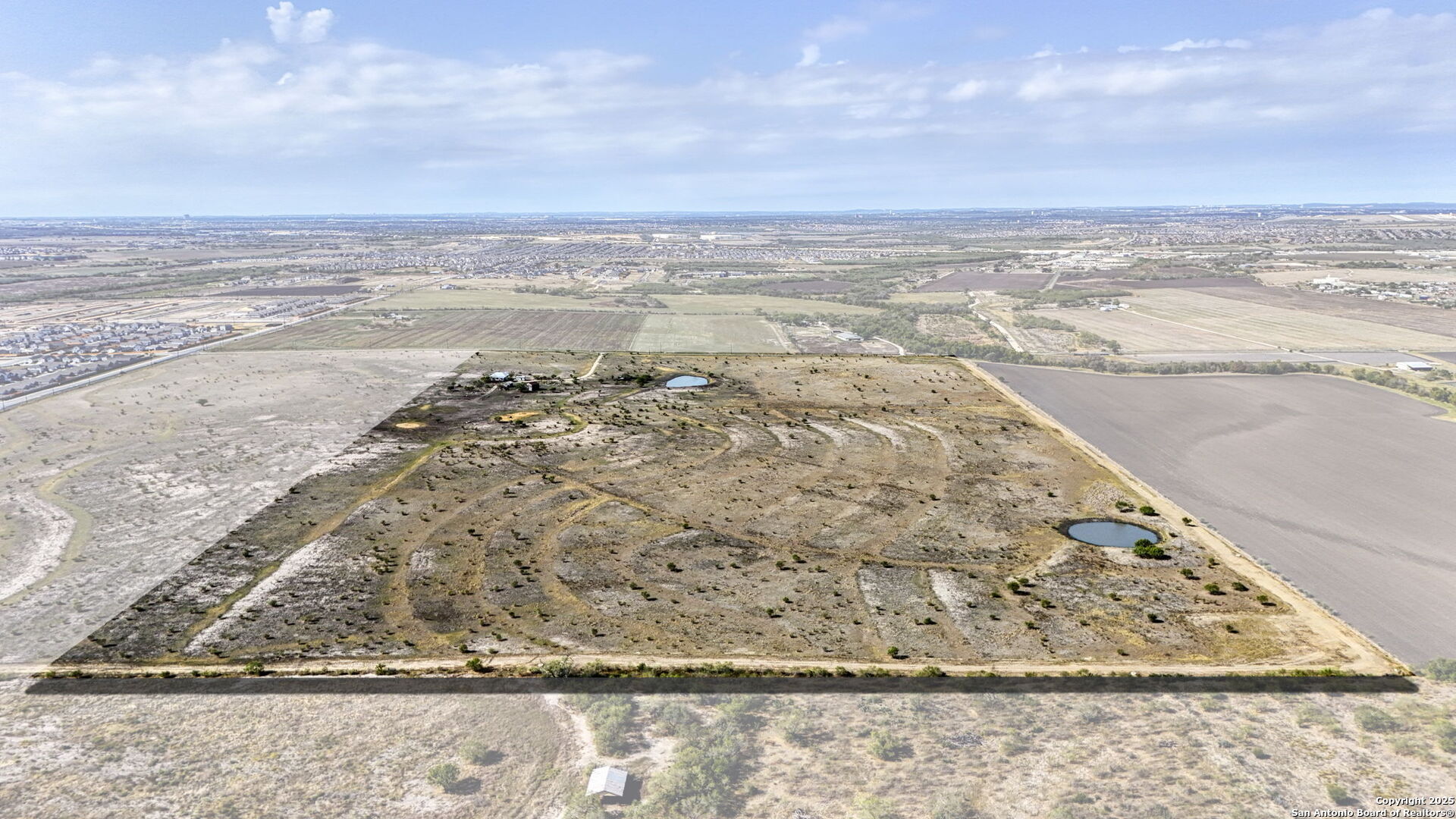 main property photo 8