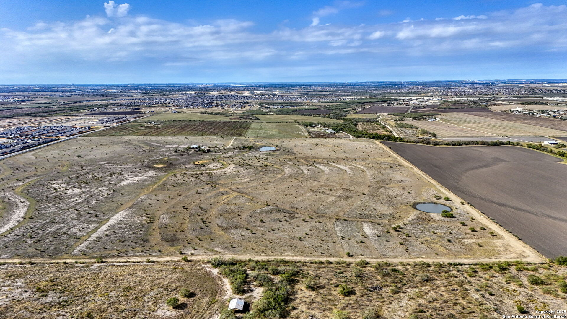 main property photo 9
