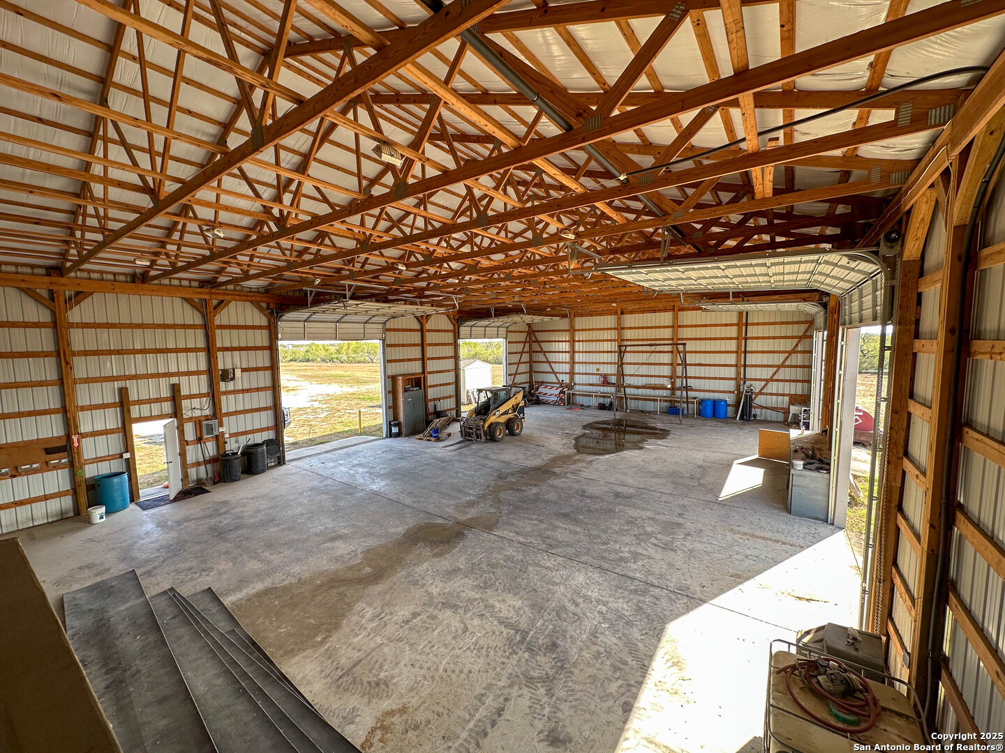 main property photo 15