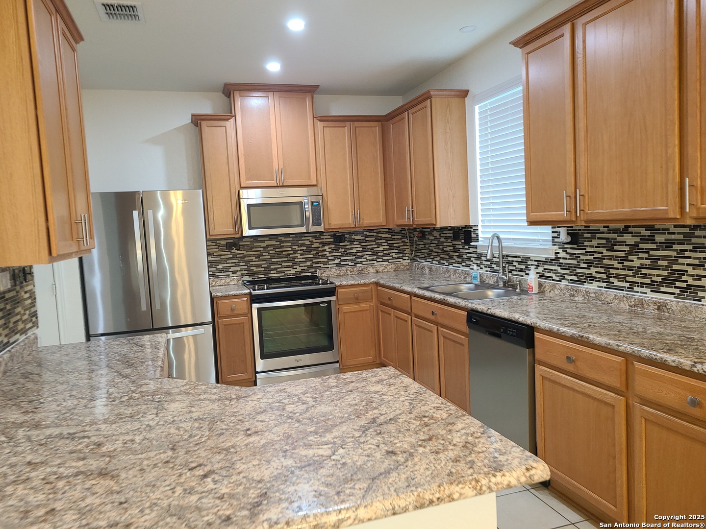 property viewer photo 11