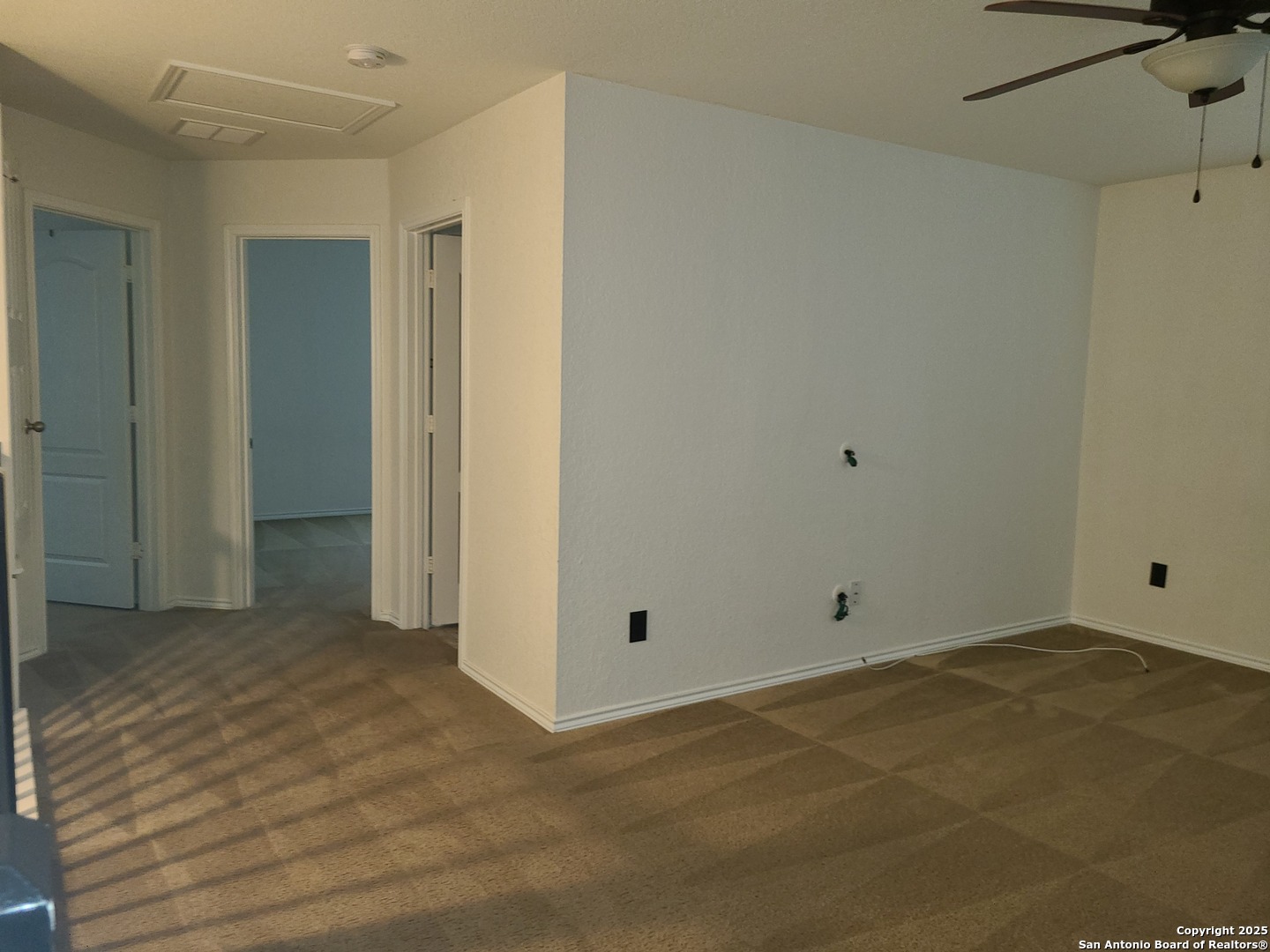 property viewer photo 13