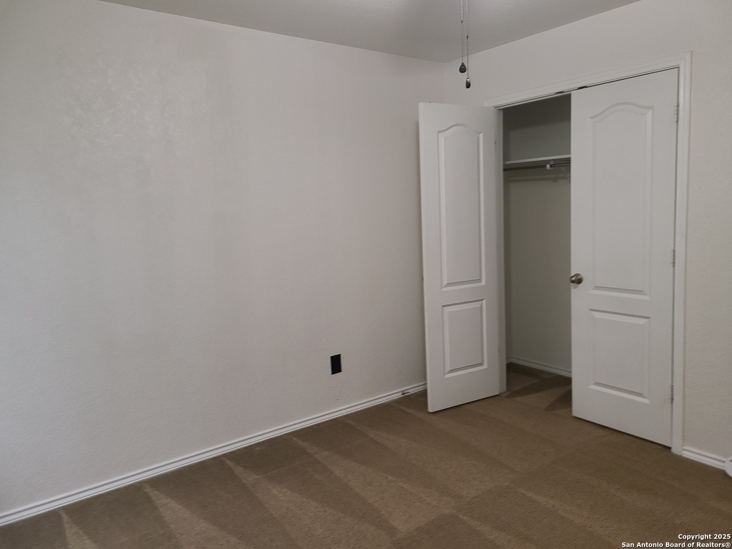 property viewer photo 20