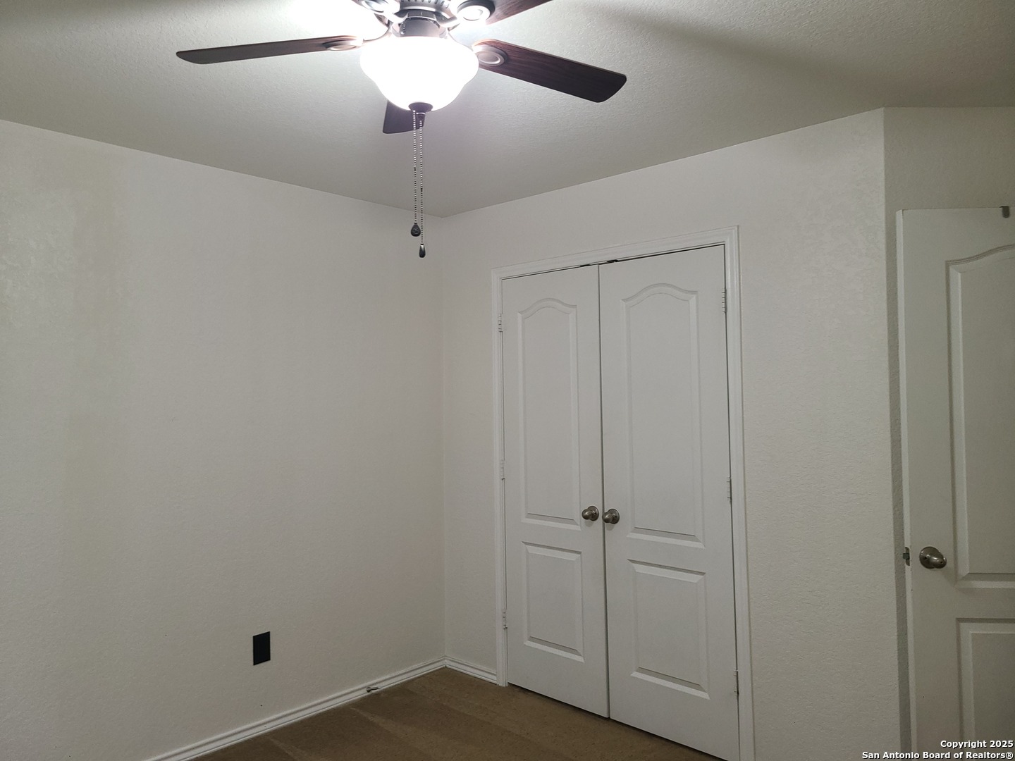 property viewer photo 22