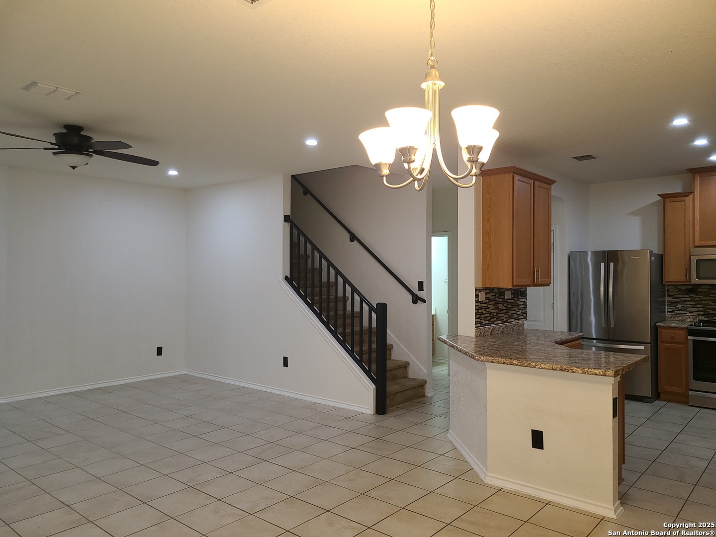 property viewer photo 7