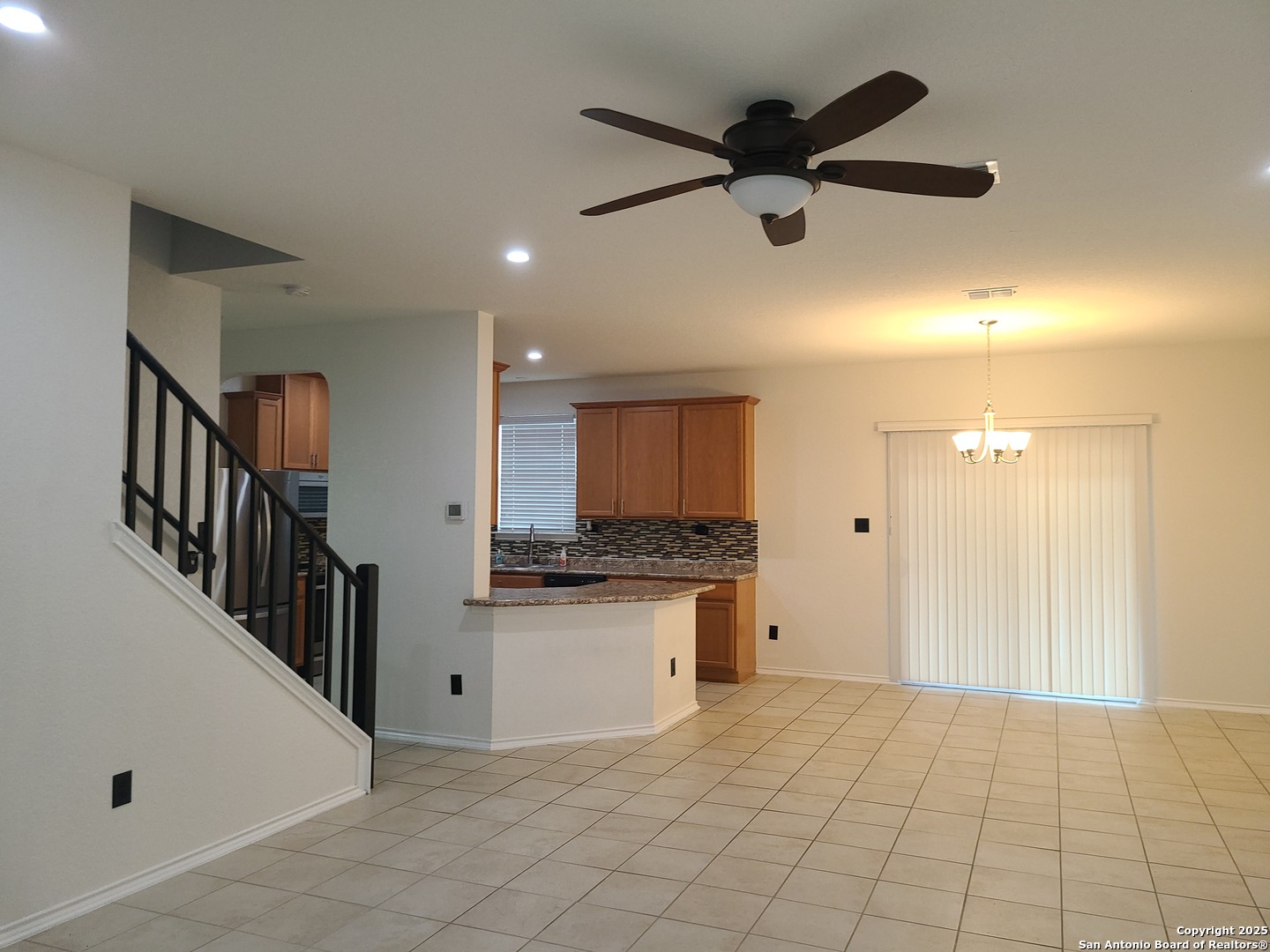property viewer photo 9