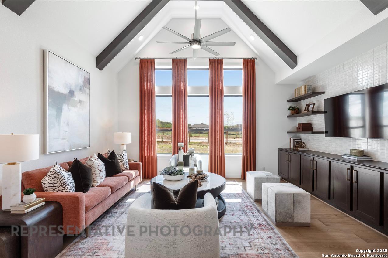 property viewer photo 2