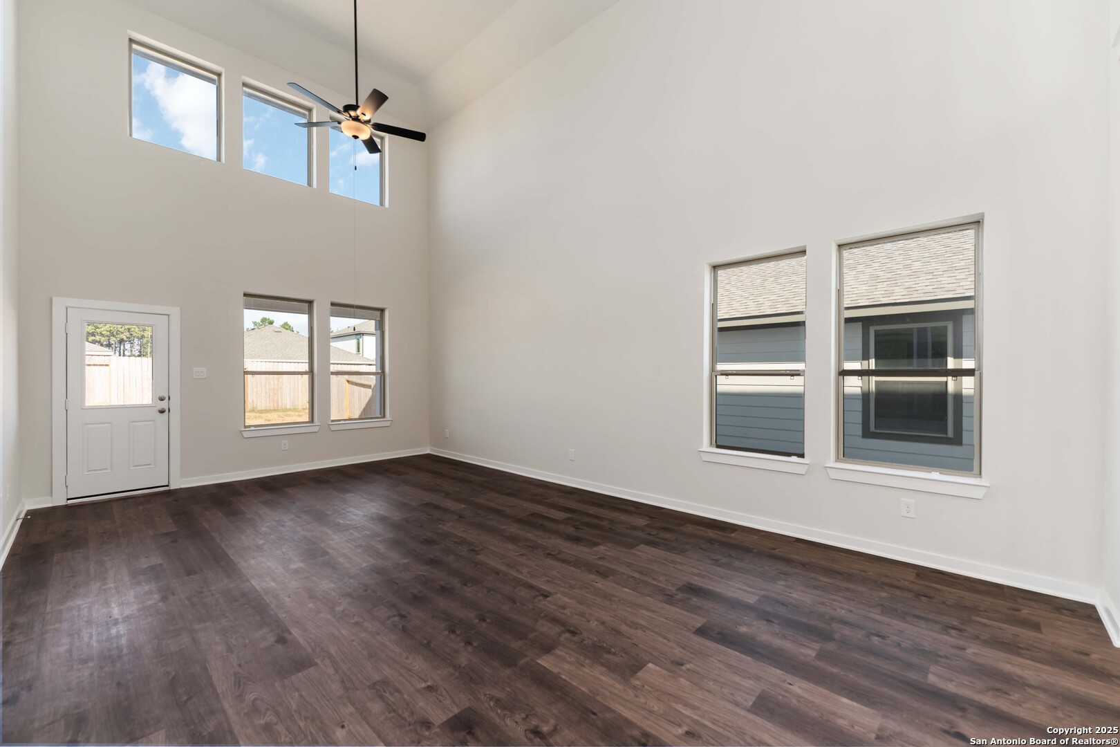 property viewer photo 9