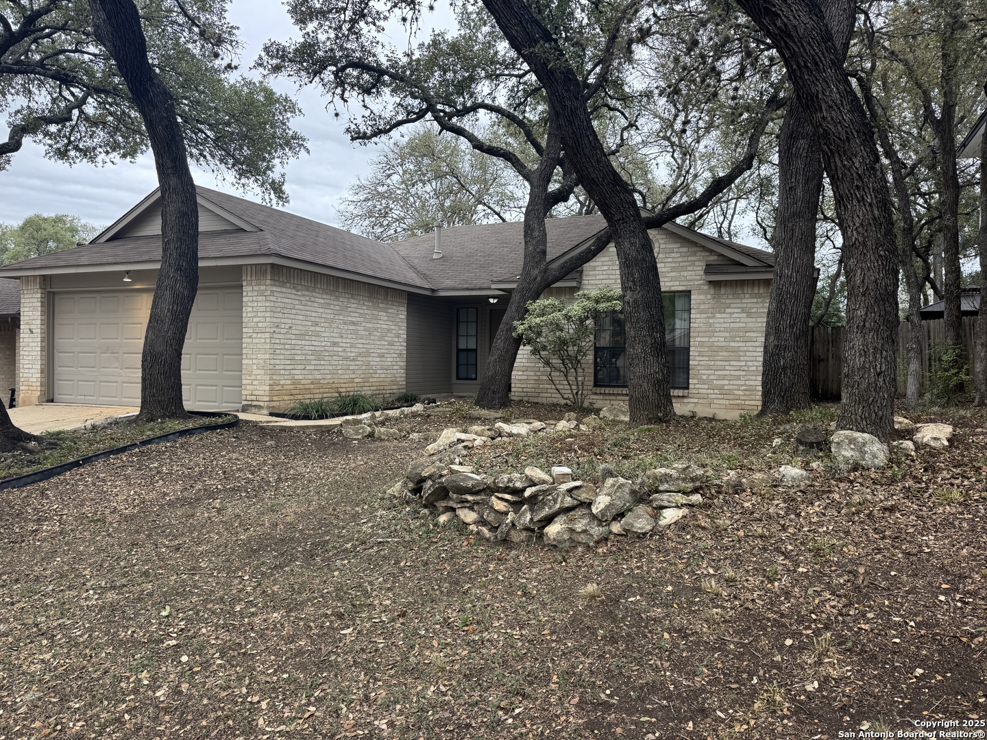 property viewer photo 1