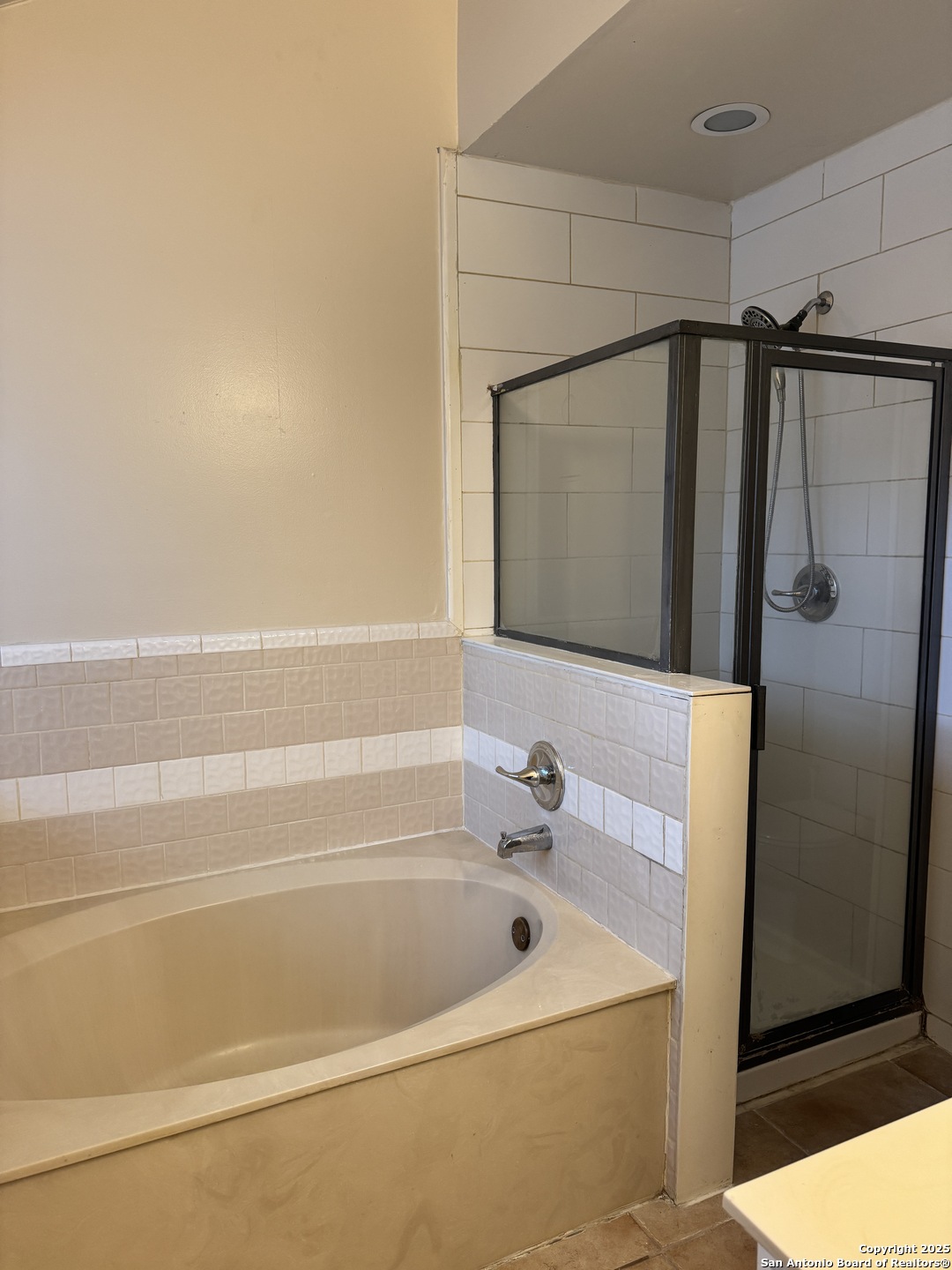 property viewer photo 12