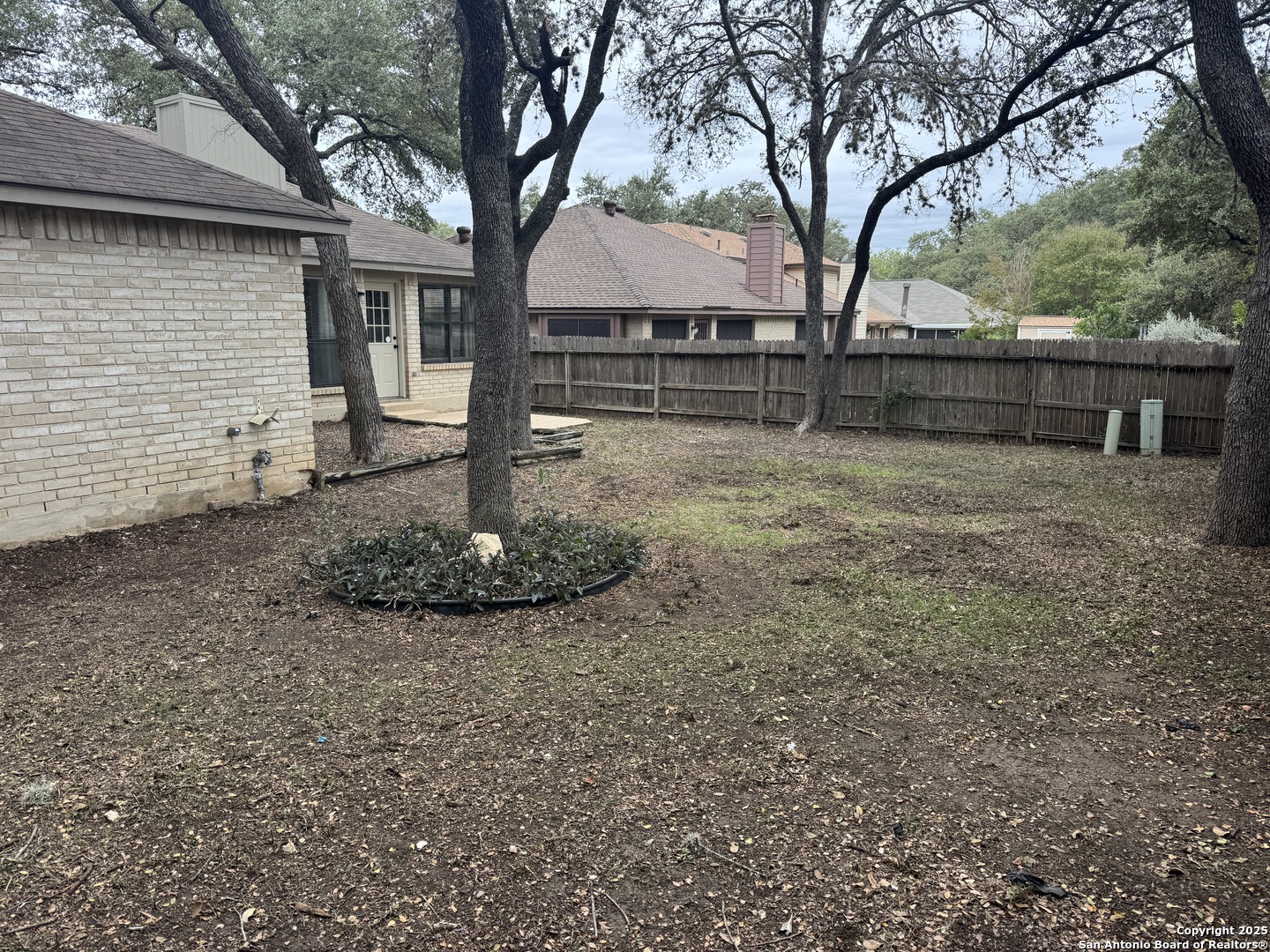 property viewer photo 18
