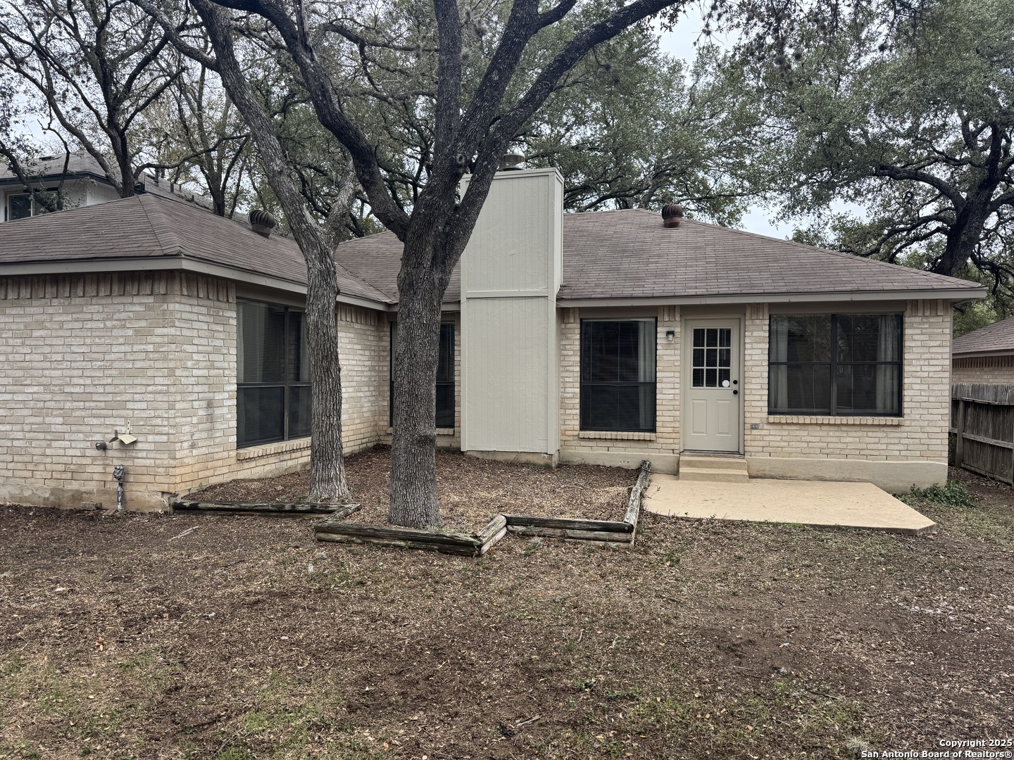 property viewer photo 20
