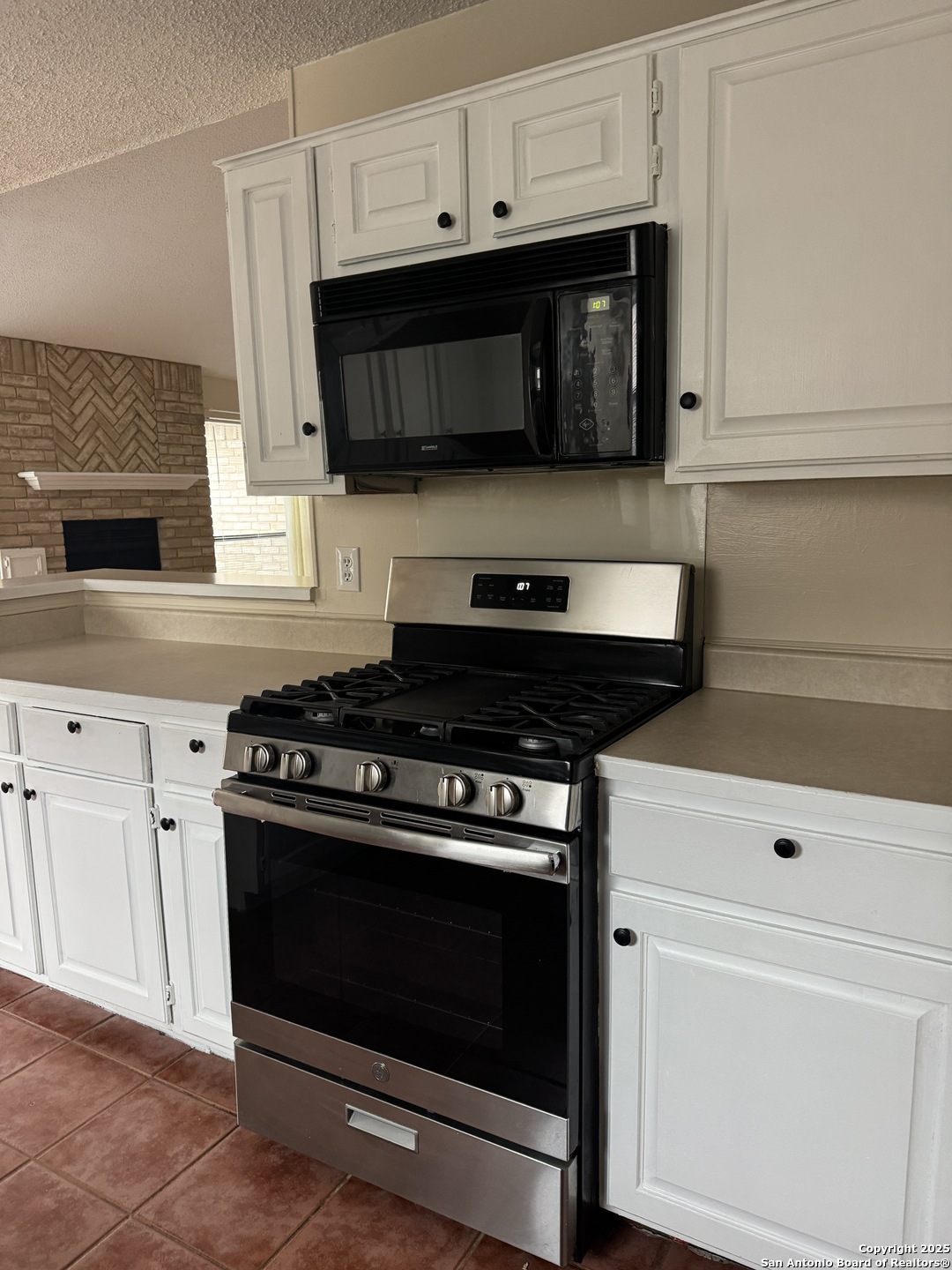 property viewer photo 5