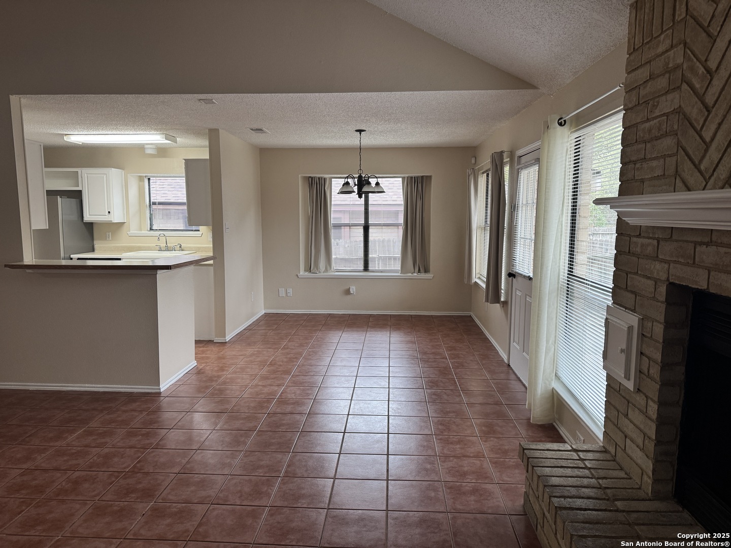 property viewer photo 9
