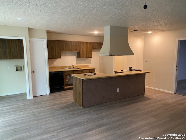 property viewer photo 1