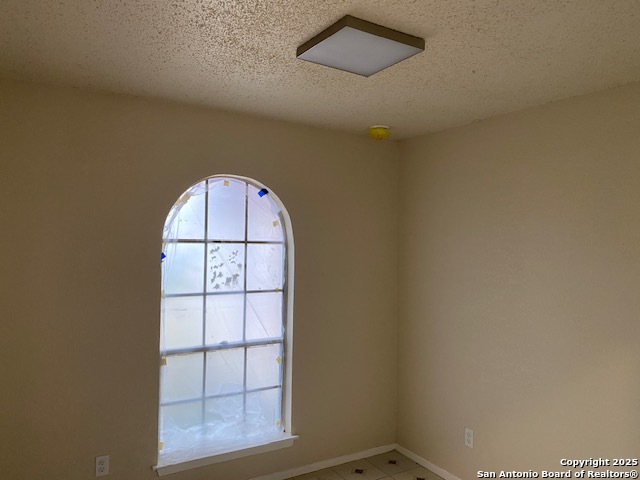property viewer photo 10