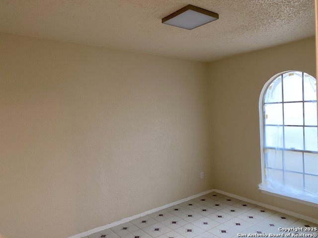 property viewer photo 11