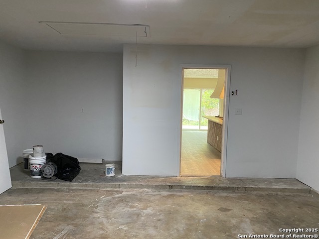 property viewer photo 17