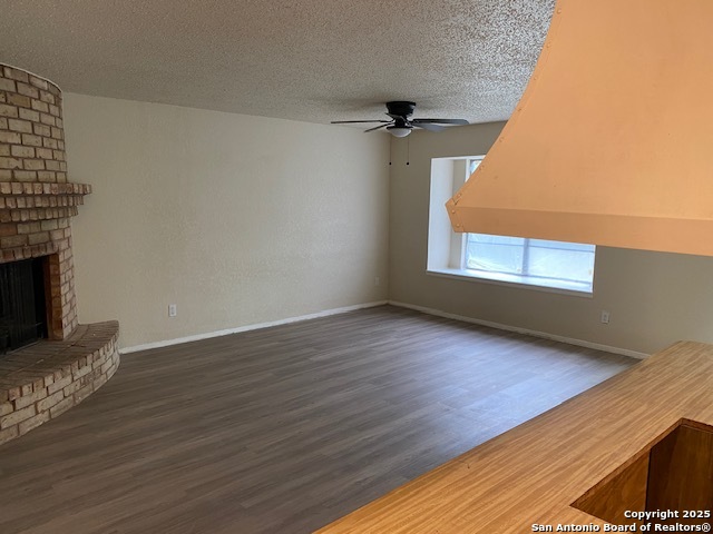 property viewer photo 3
