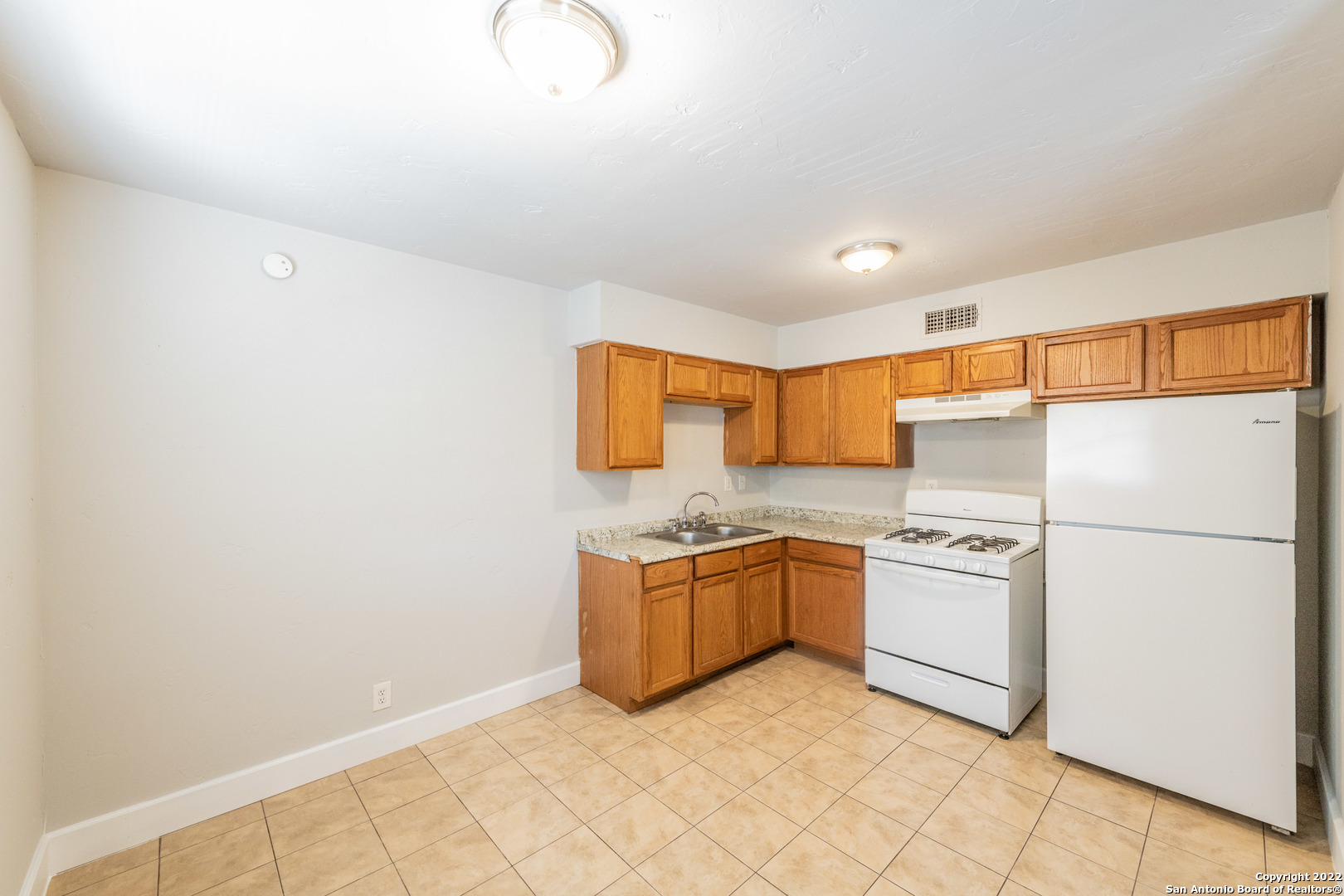 property viewer photo 7