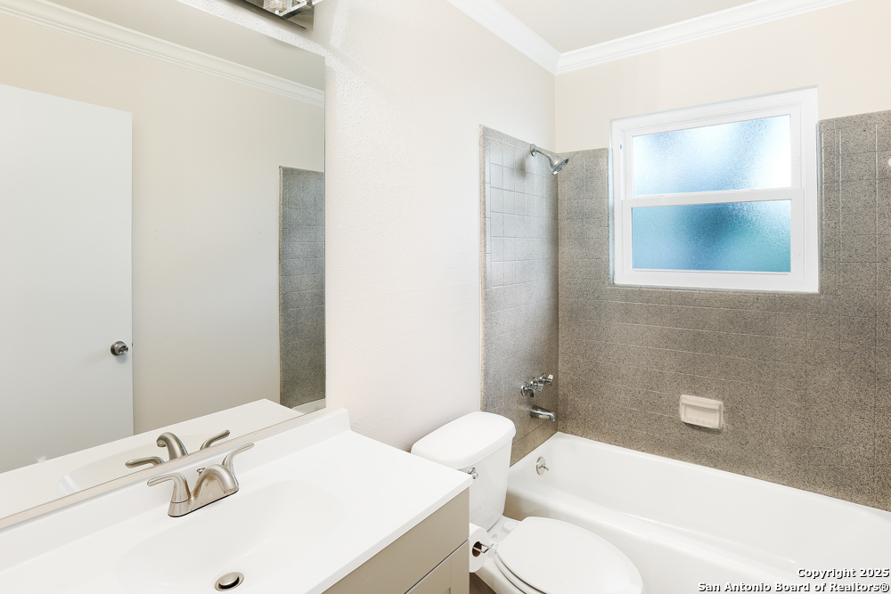 property viewer photo 12