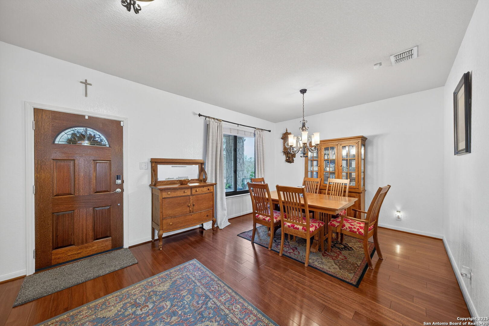 property viewer photo 4