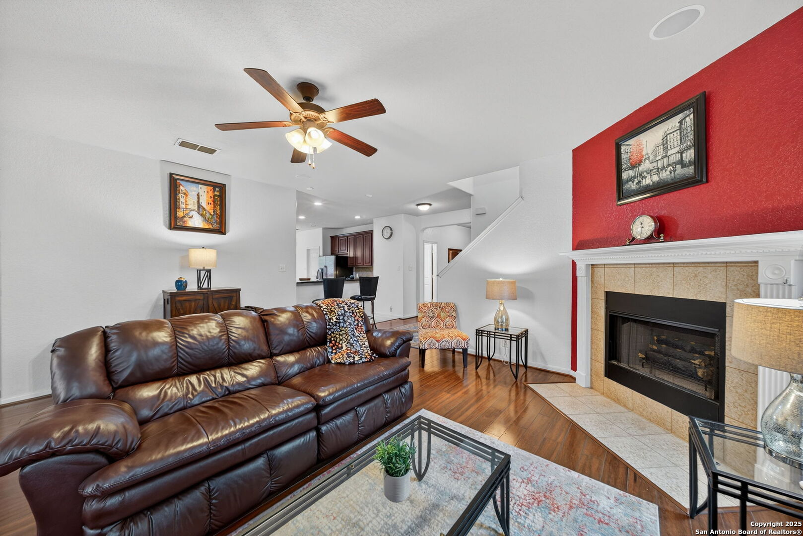 property viewer photo 9