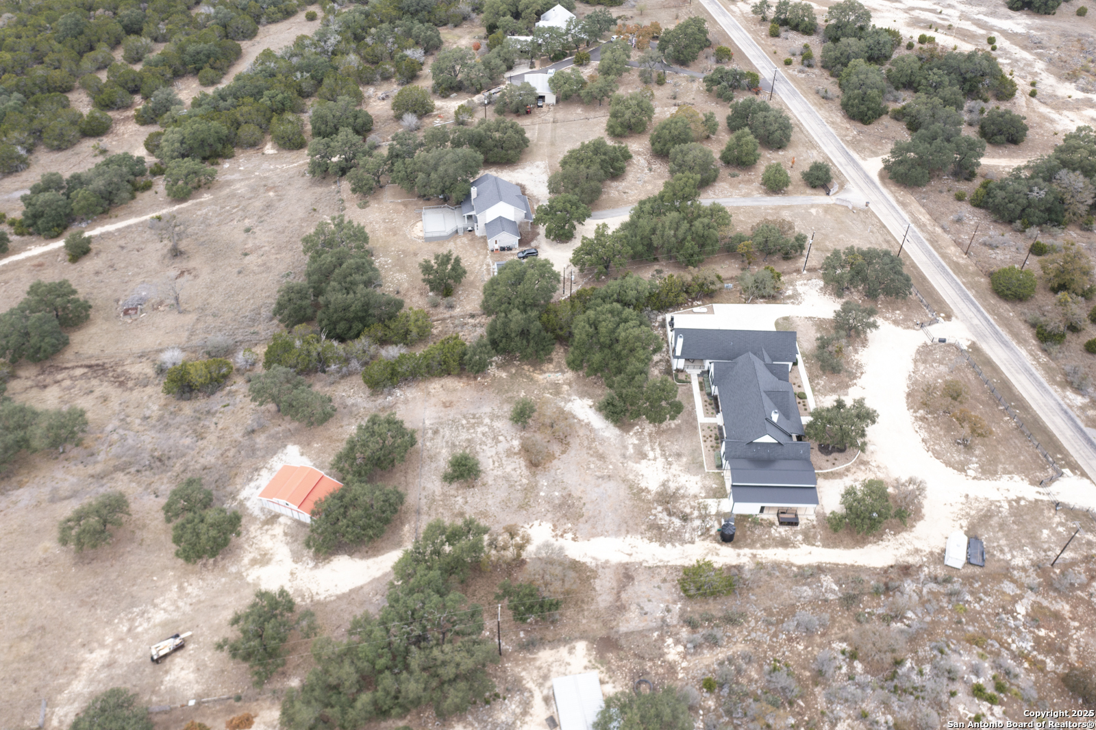 main property photo 50