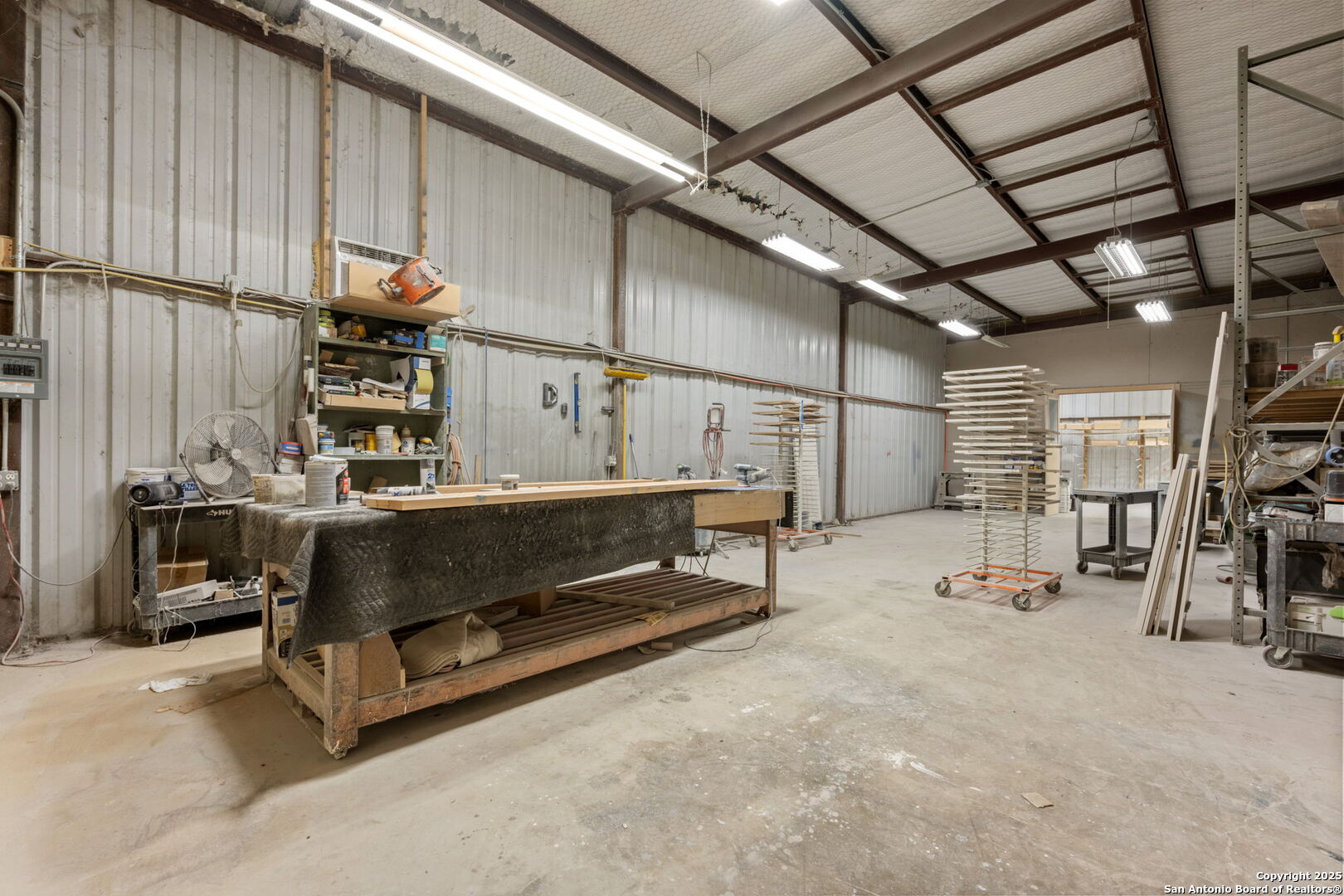 main property photo 17