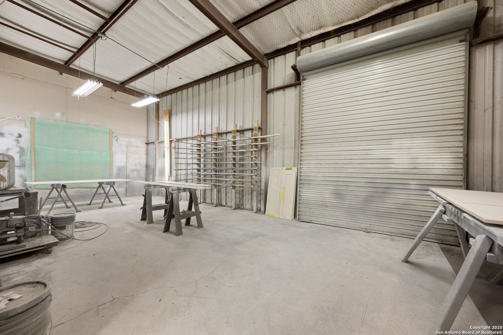 main property photo 18