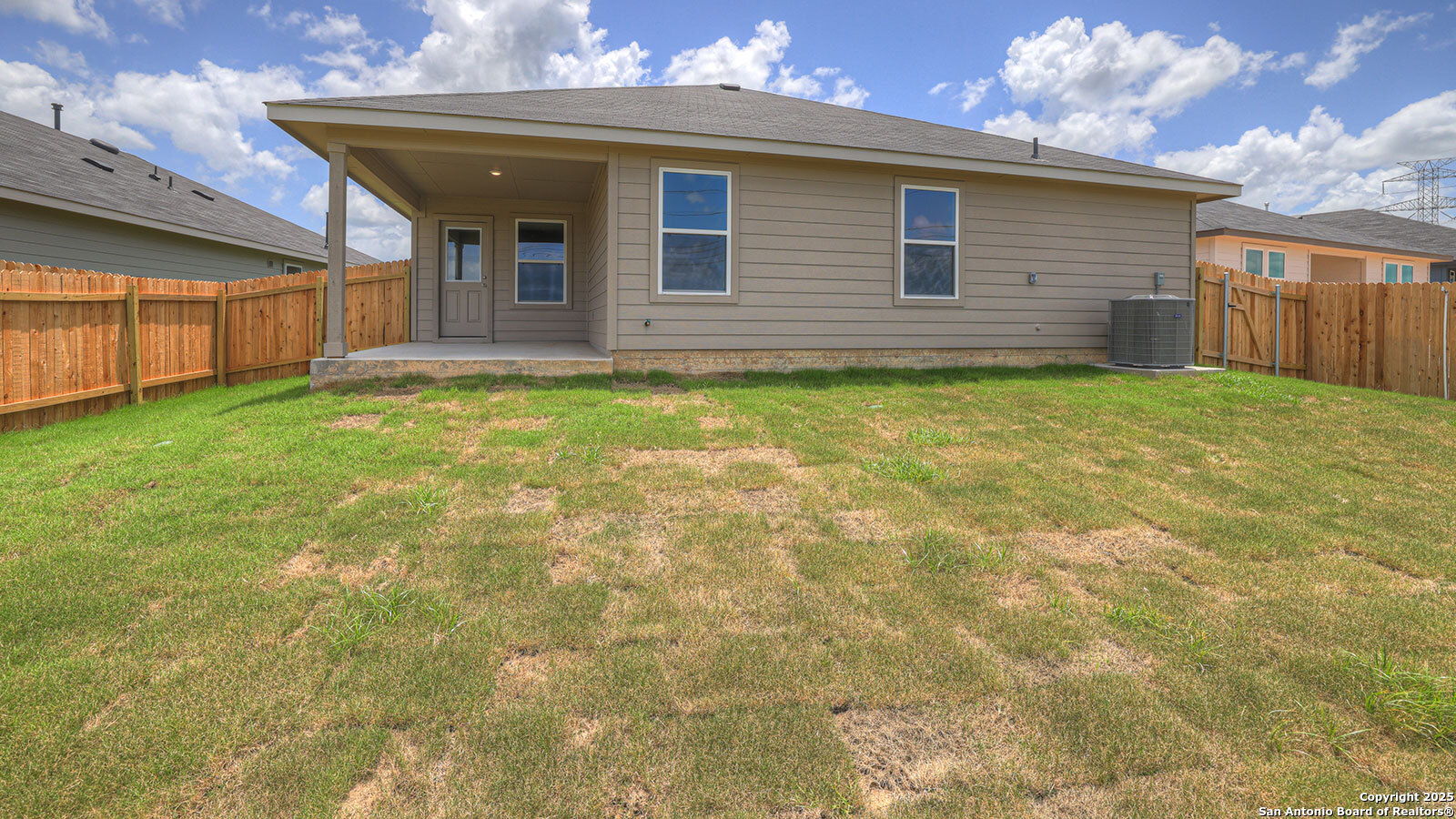 main property photo 29