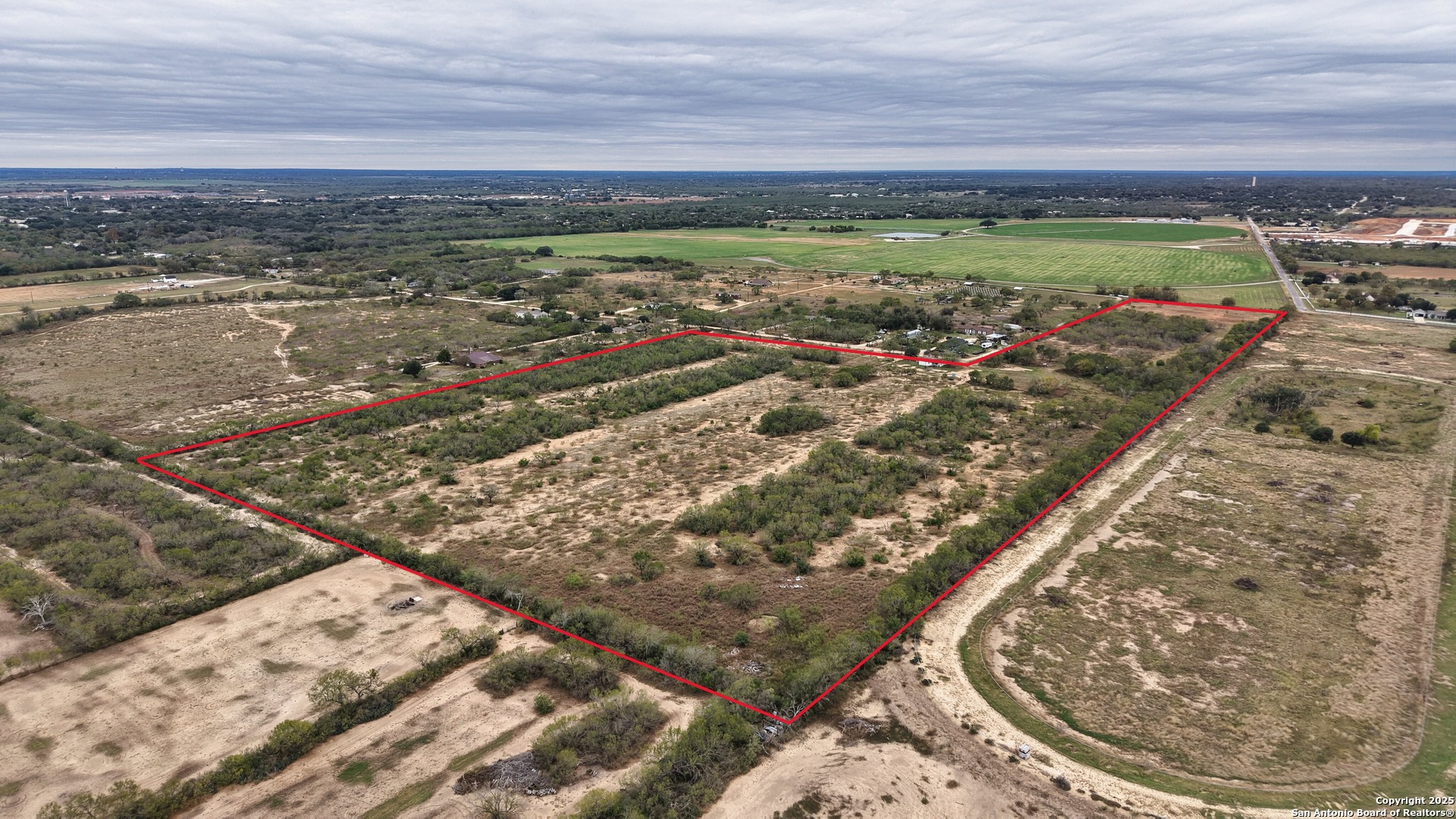 main property photo 14