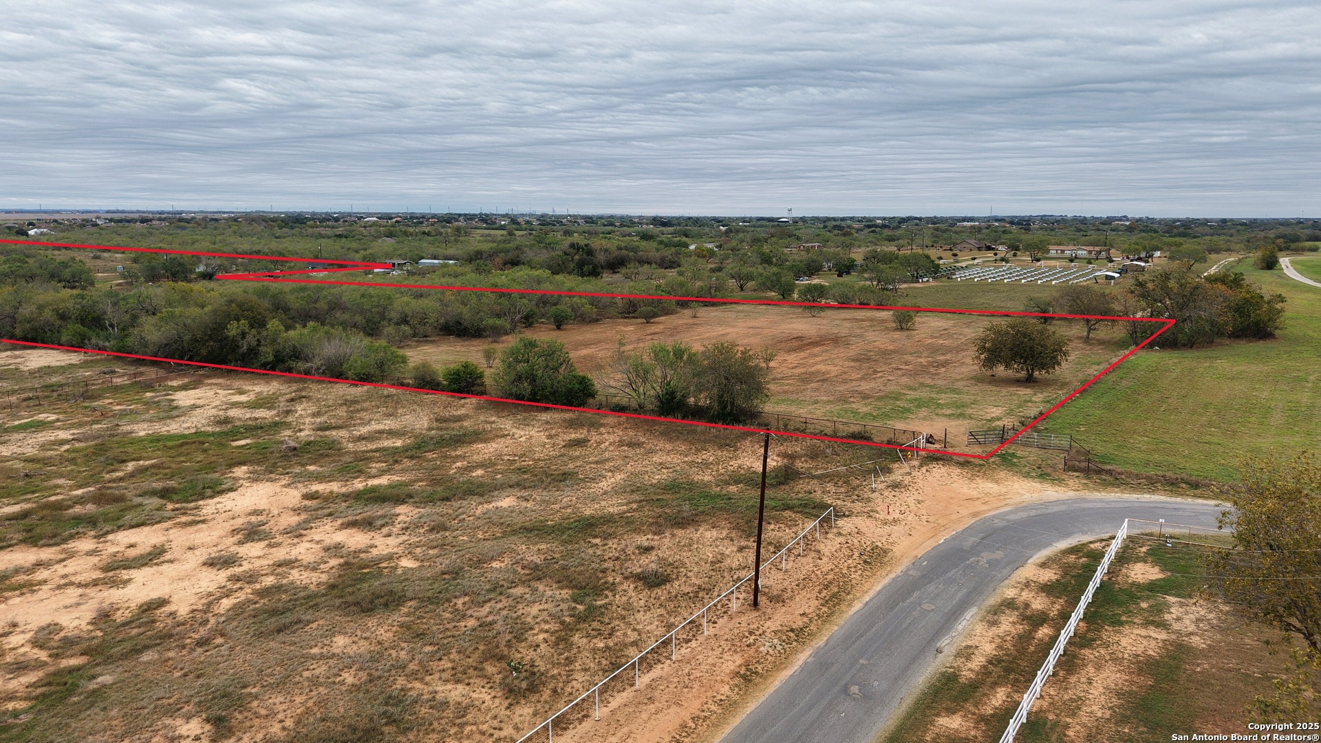main property photo 16