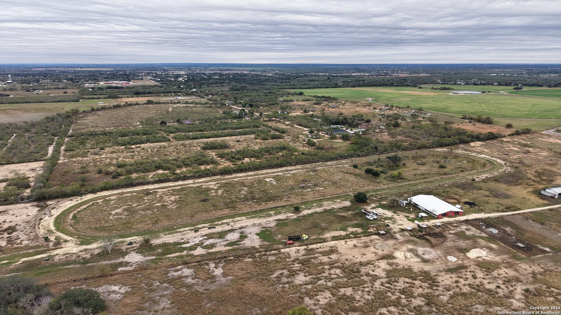 main property photo 29