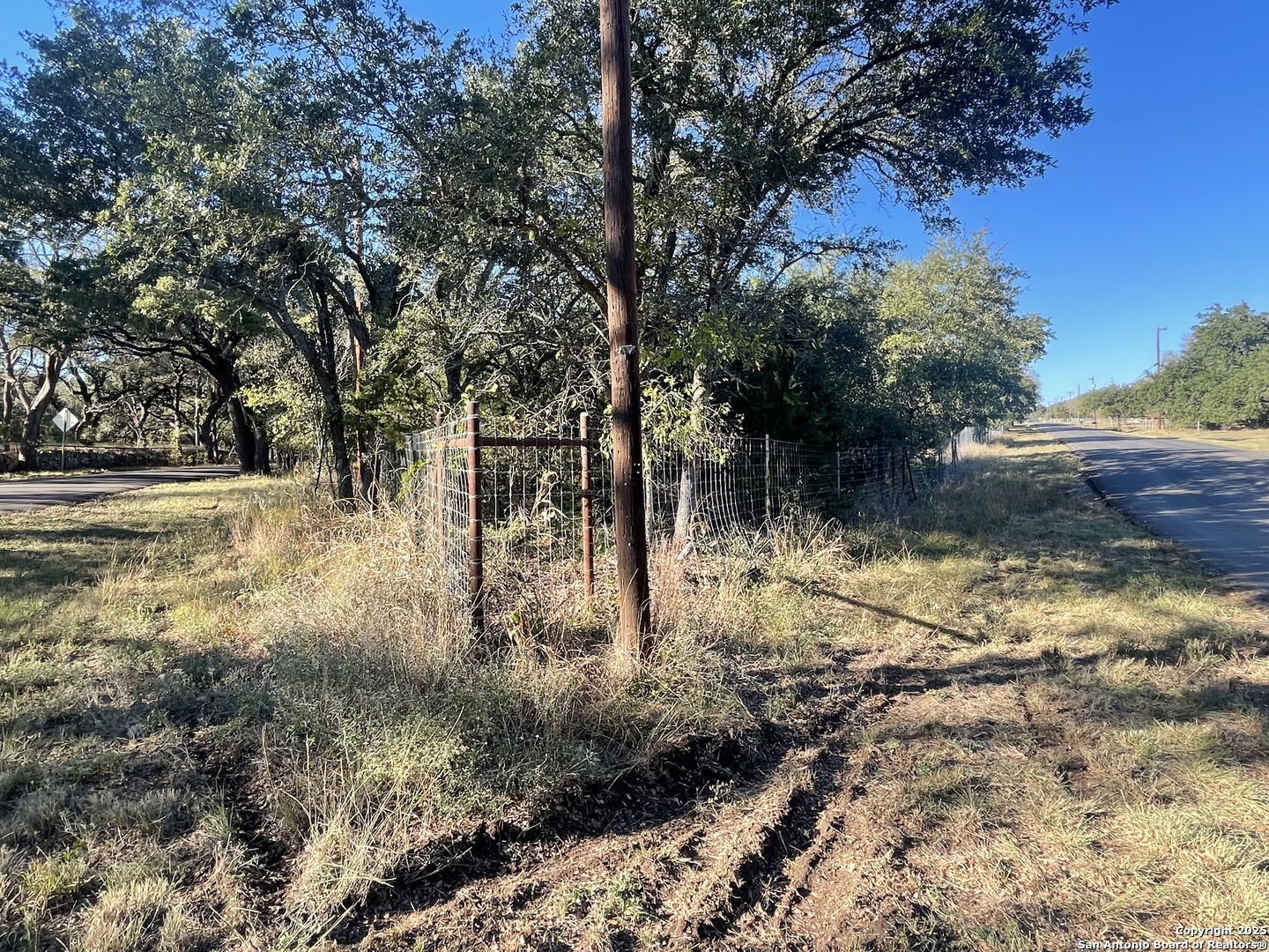 main property photo 17