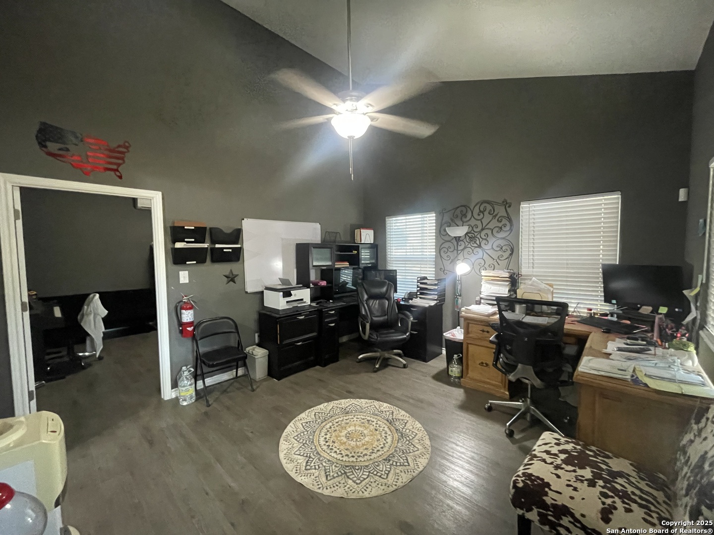 main property photo 28