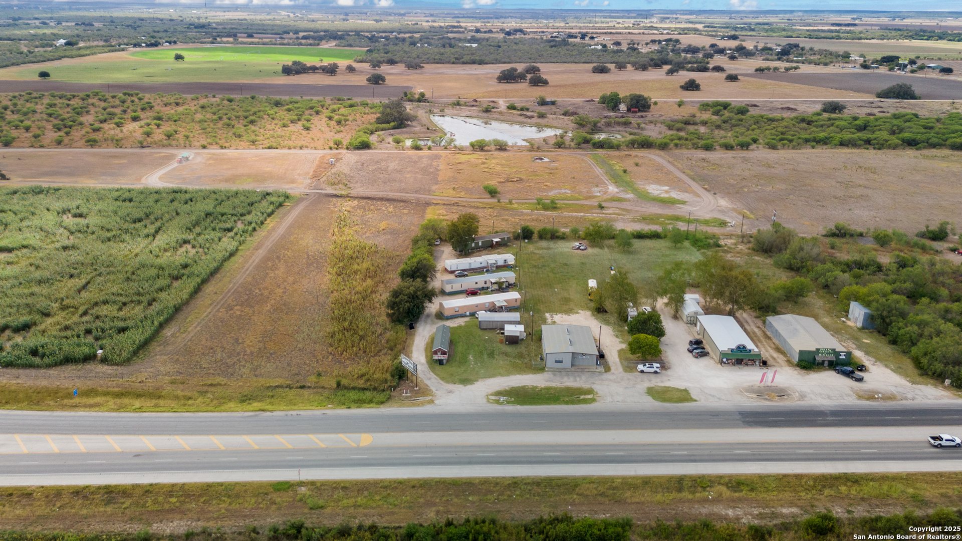 main property photo 7