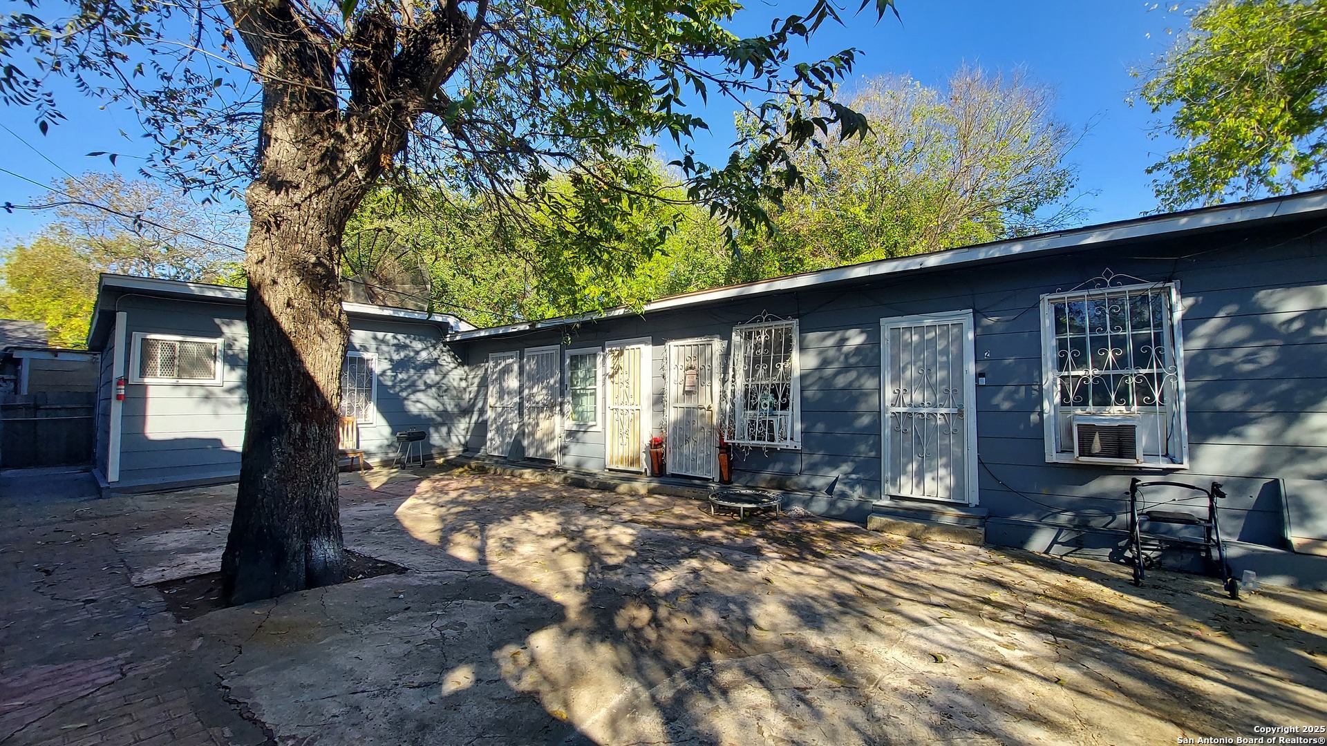 main property photo 35
