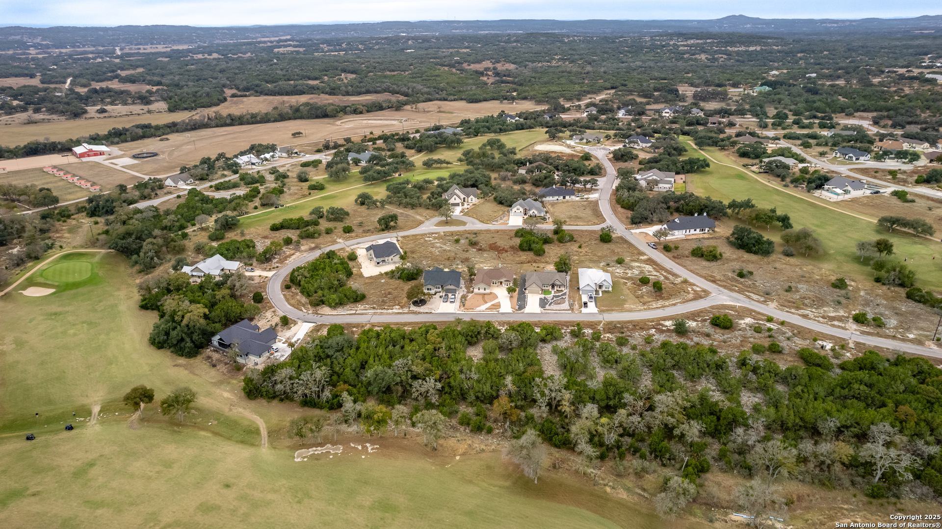 main property photo 39