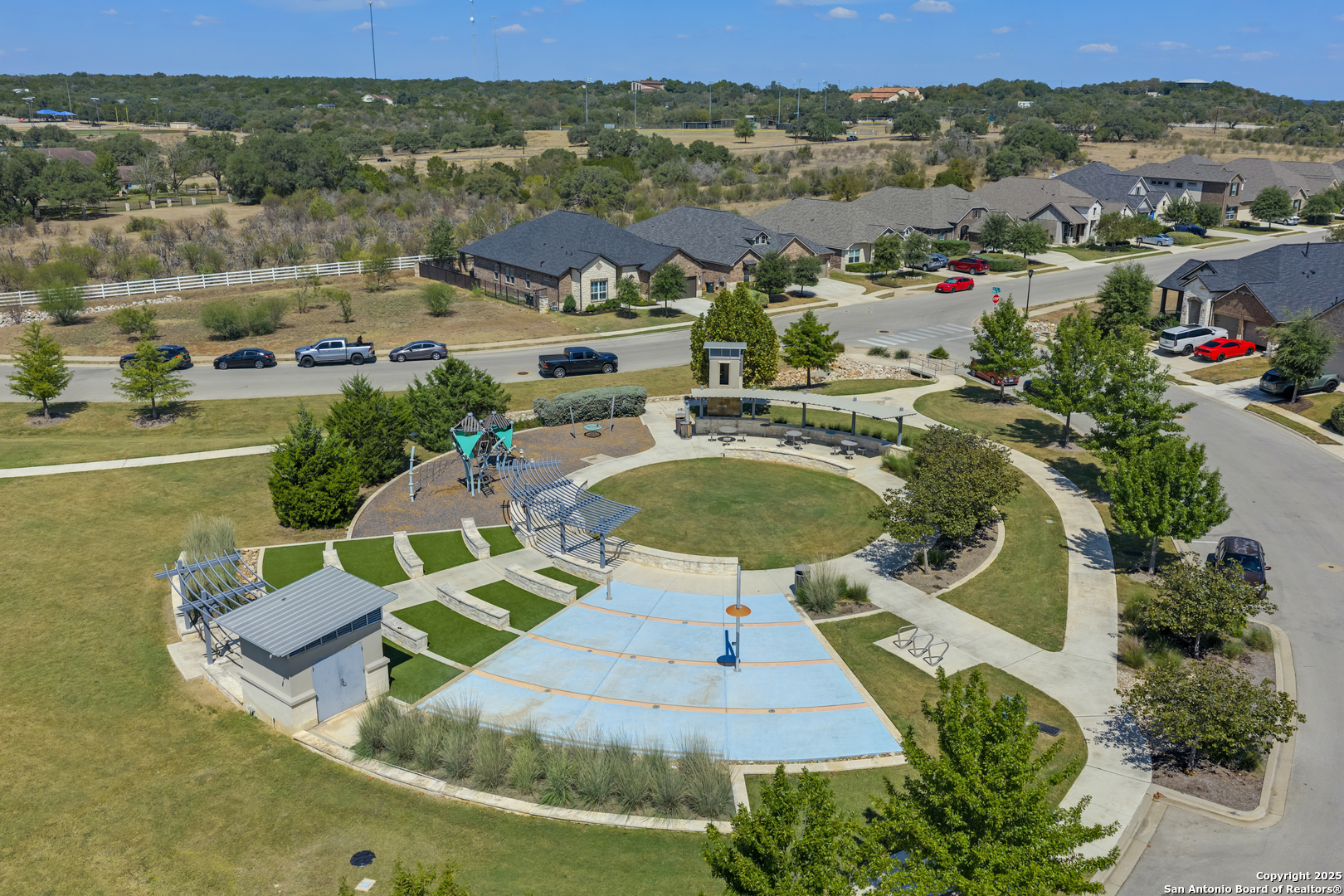 main property photo 25