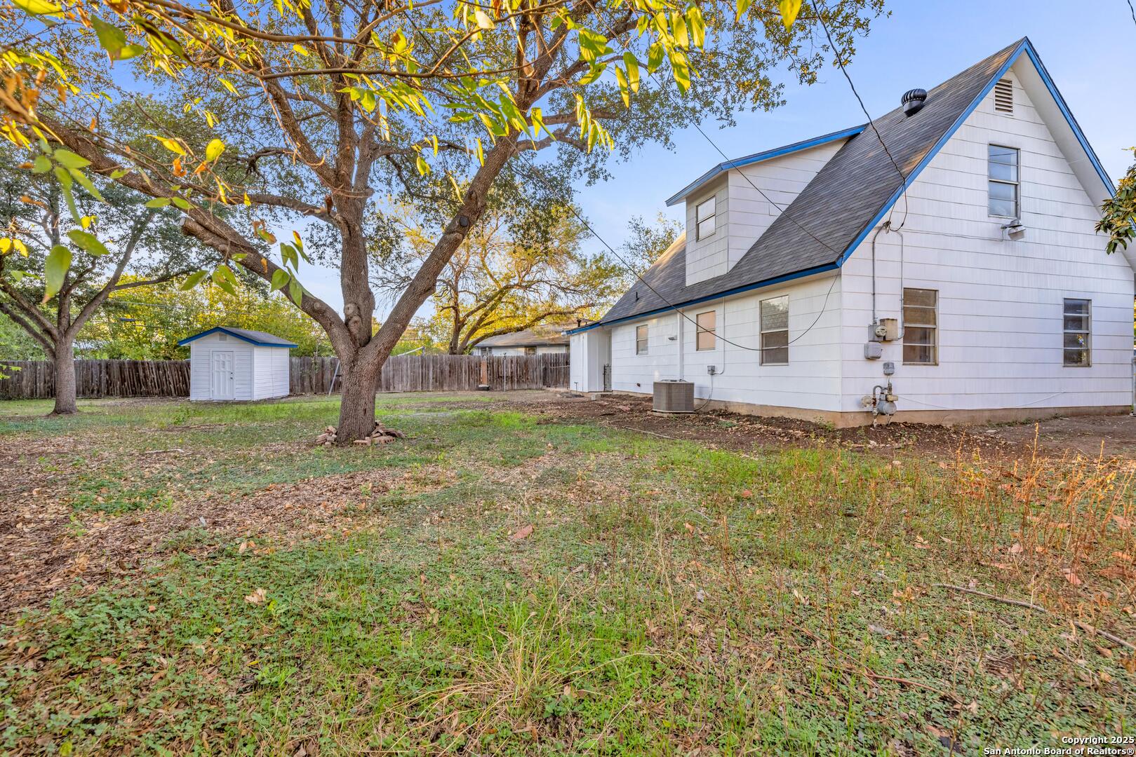 main property photo 25