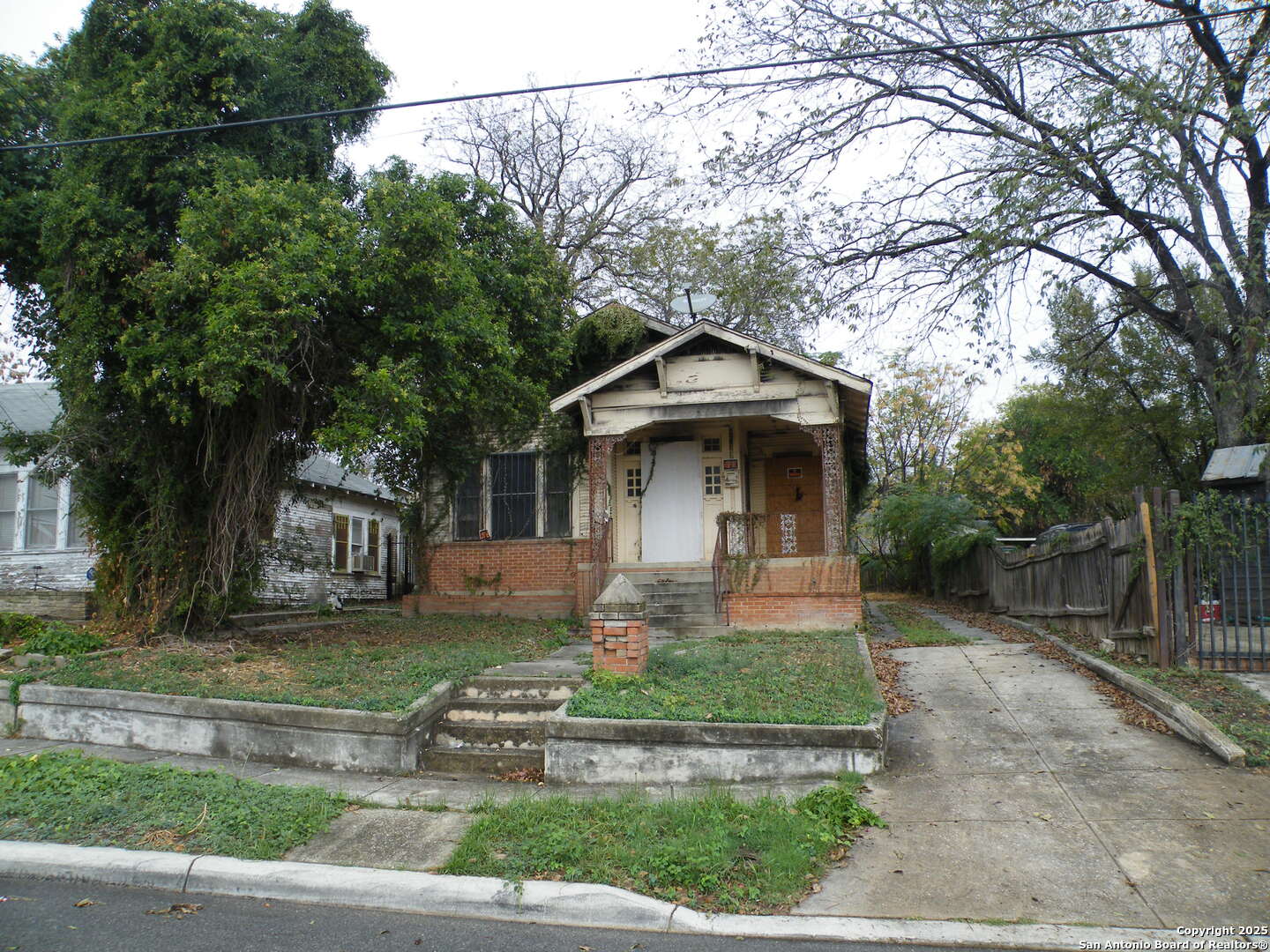 main property photo 1