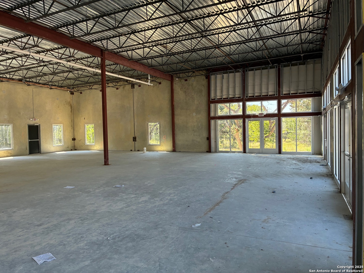 main property photo 12