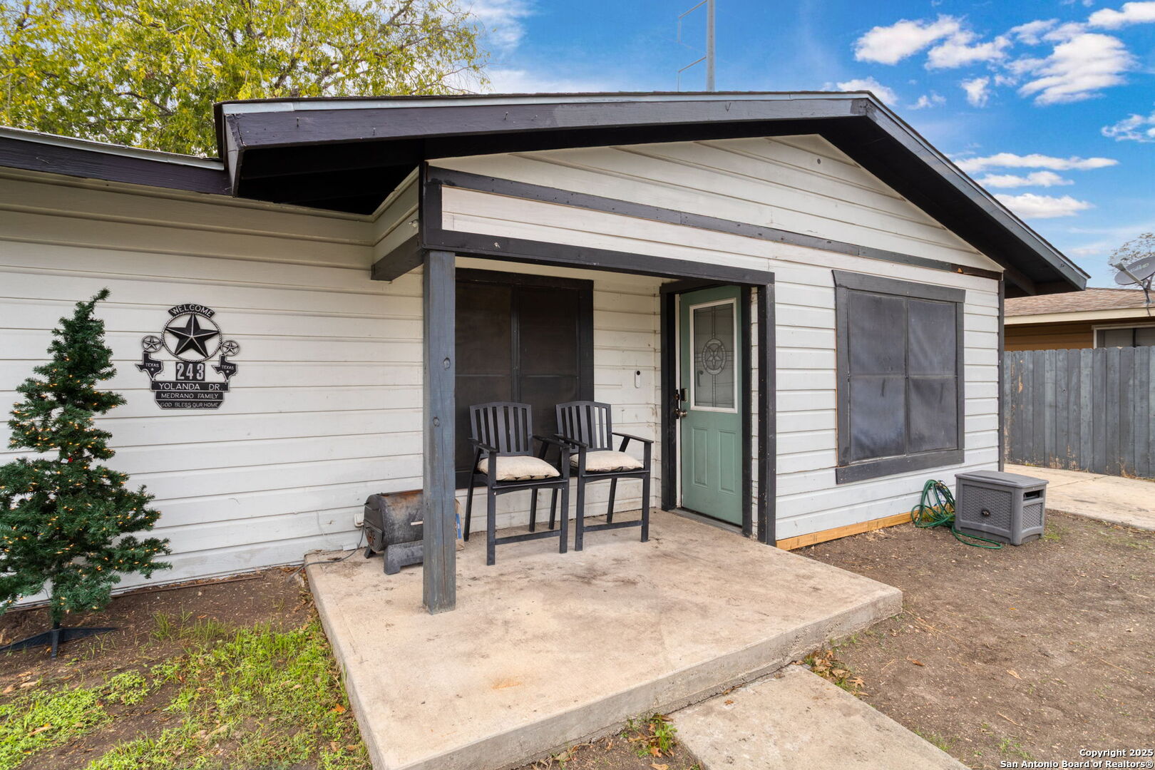 main property photo 2