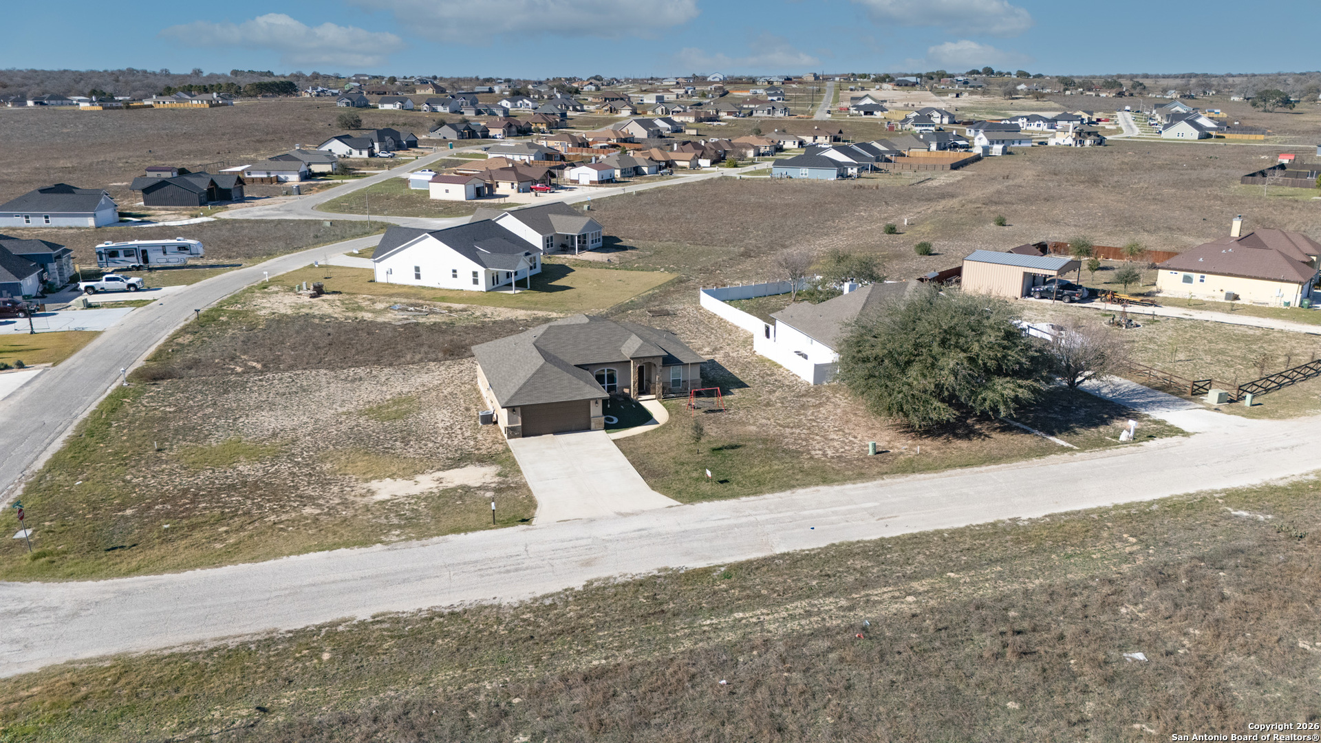 main property photo 27
