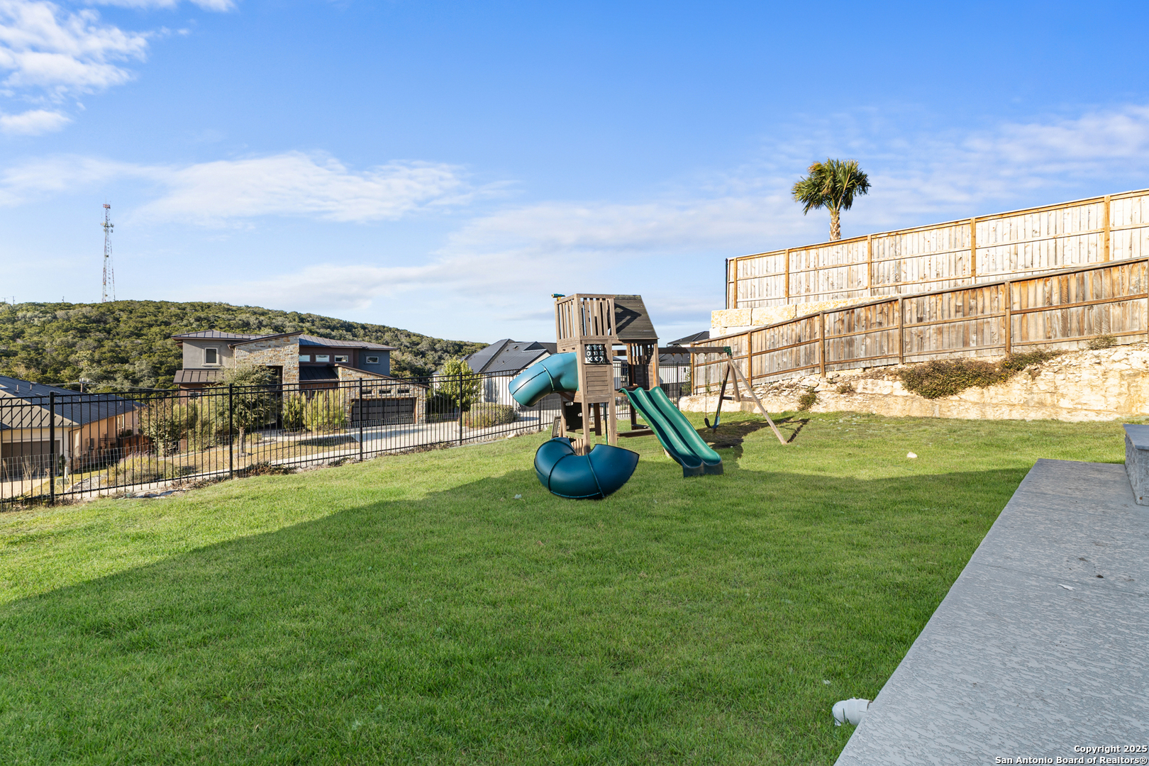 main property photo 47