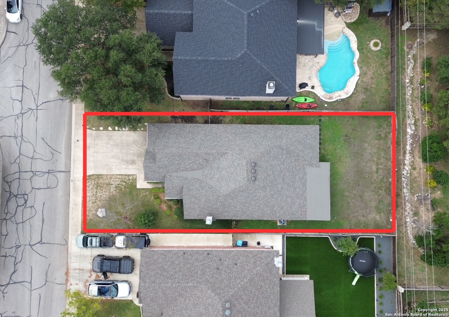 main property photo 15