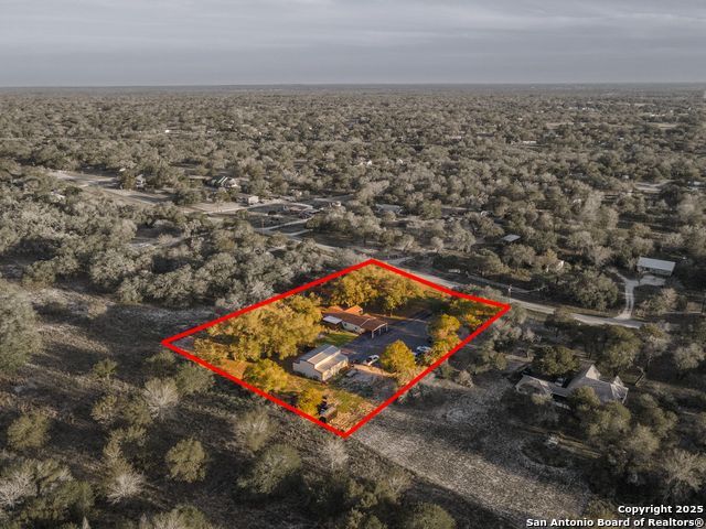 main property photo 23