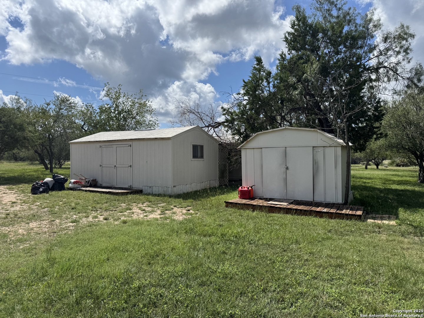 main property photo 47