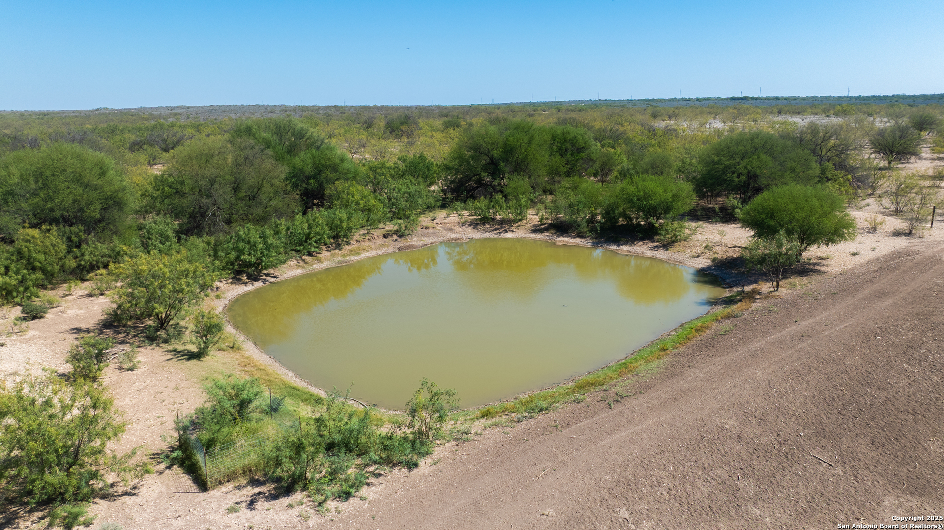 main property photo 7