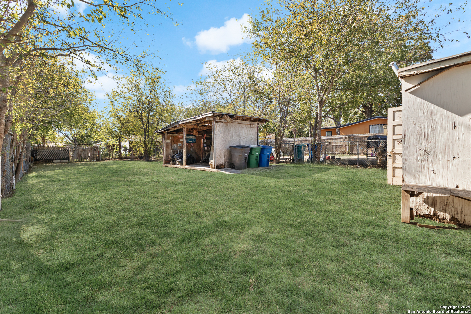 main property photo 17